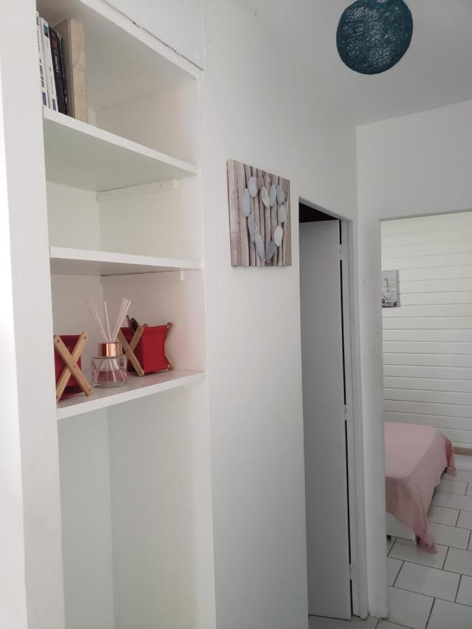 Ptit Coin Hibiscus2 Apartman Pointe-Noire Kültér fotó