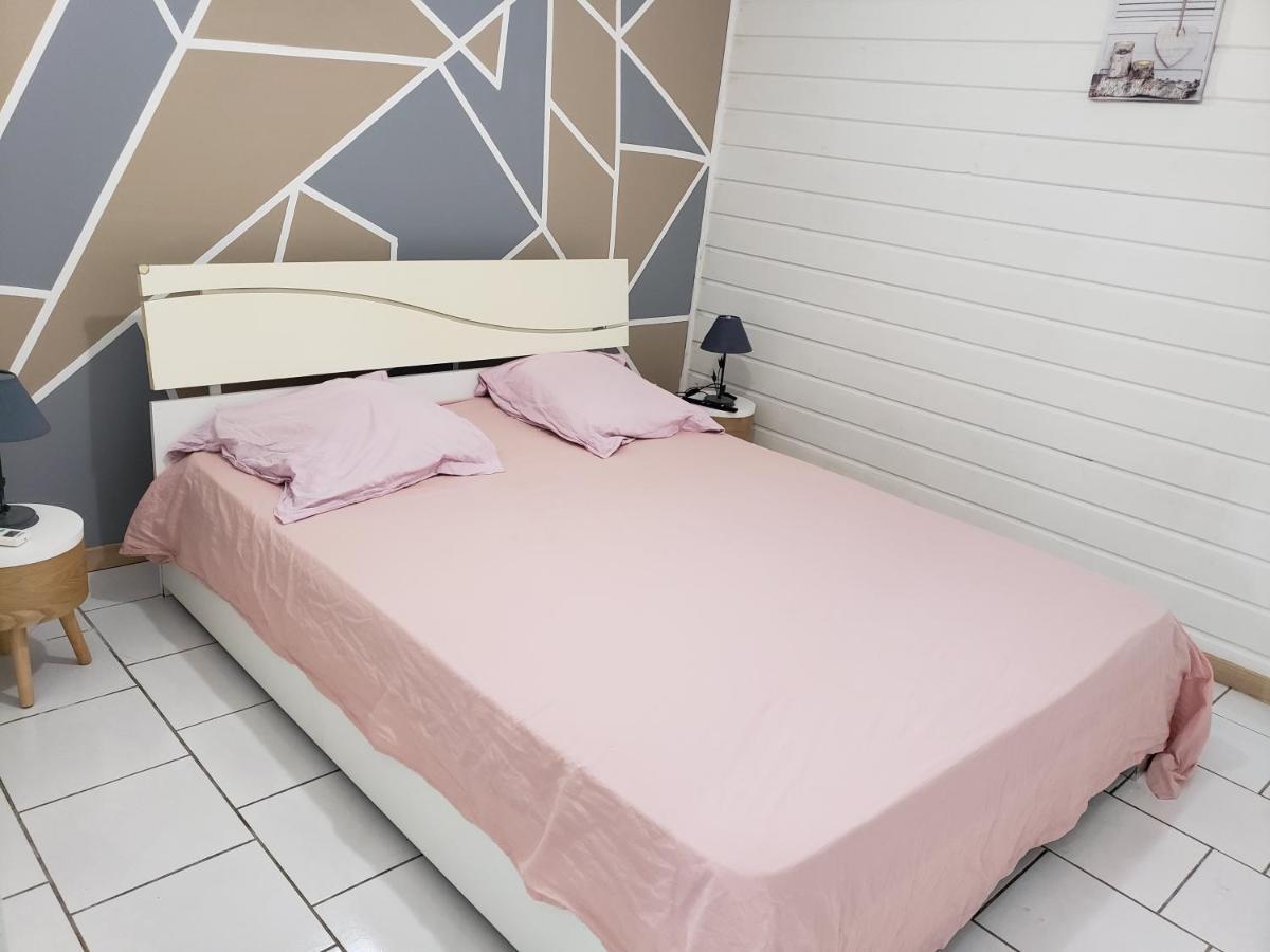Ptit Coin Hibiscus2 Apartman Pointe-Noire Kültér fotó